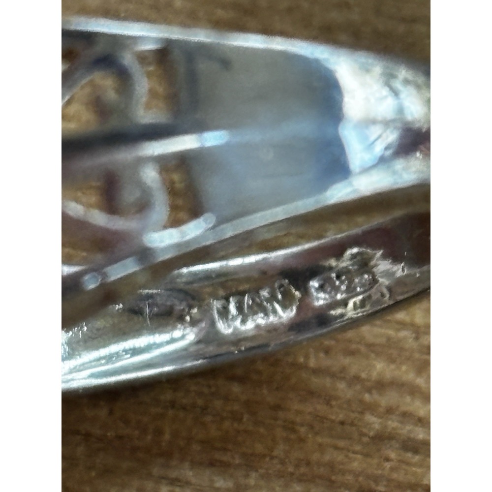 Sterling Silver Woman Fashion Ring With Blue Topaz. Size 6.25 - Picture 3 of 9
